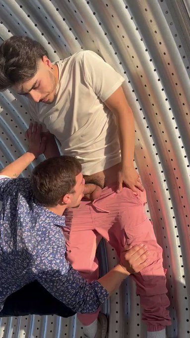 Pants aint drop yet and he already suckin&rsquo; 😜 @kissingfuego   Coming to https://t.co/RZa5lC4ikZ https://t<a class="tags" href="/tag/kissingfuego">@kissingfuego</a><a href="/tag/tb"class="tags"><span>#tb</span></a>