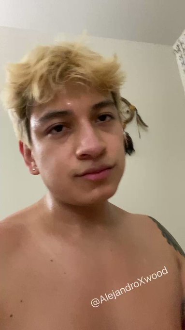 I miss my blonde hair ?. Like and rt if you like to fuck raw ?? ? // https://t.co/uWDh7G5IIm 

⁃10% off