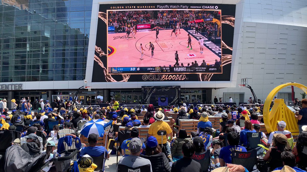 Dub Nation cheers on the Warriors at San Francisco's Thrive City watch  party - ABC7 San Francisco