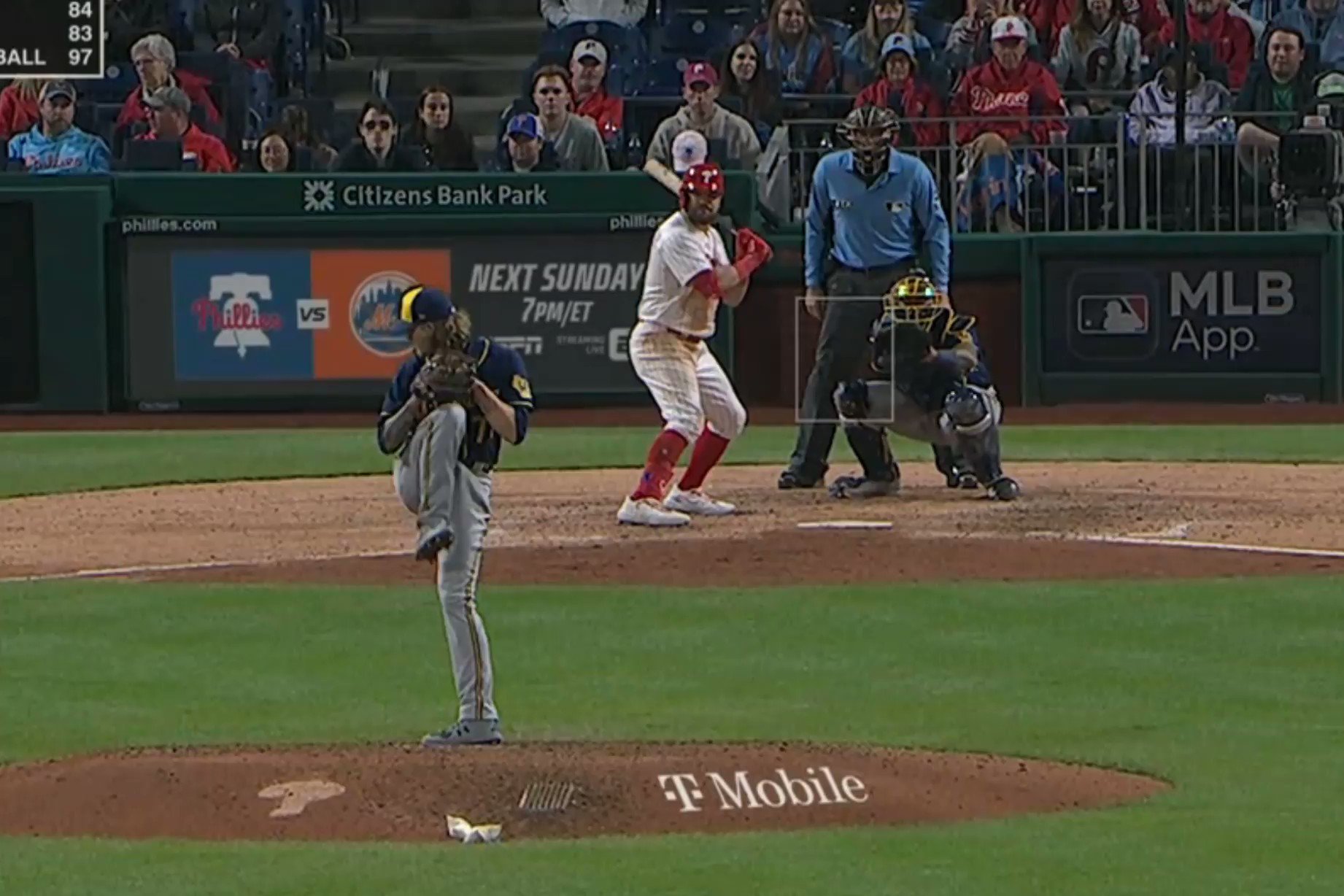 [分享] Kyle Schwarber被趕出場