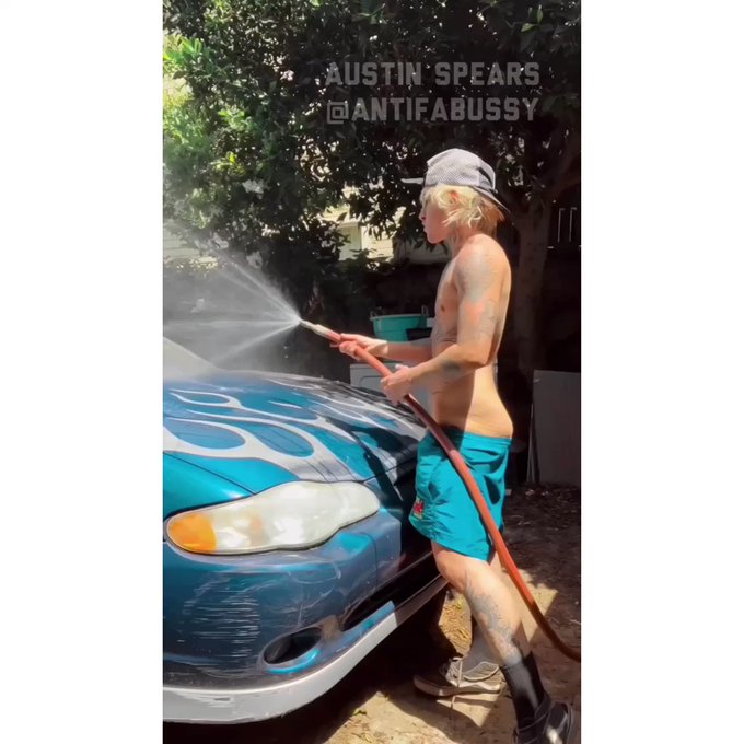 wash my car or get it dirty? ??? https://t.co/M5JQ5Zw3iG