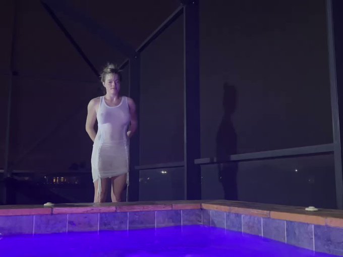 A short clip from a video I did last night&hellip; full nude version on my fan site. Check it out! #camshow<a href="/tag/nude"class="tags"><span>#nude</span></a><a href="/tag/jacuzzi"class="tags"><span>#jacuzzi</span></a><a href="/tag/lgbtq"class="tags"><span>#lgbtq</span></a><a href="/tag/camshow"class="tags"><span>#camshow</span></a><a href="/tag/lesbeian"class="tags"><span>#lesbeian</span></a><a href="/tag/onlyfansgirl"class="tags"><span>#onlyfansgirl</span></a>