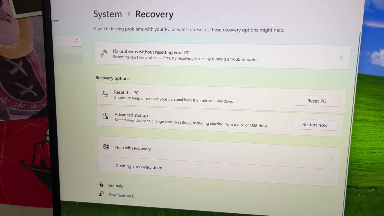 Plainrock124 on Twitter "DOES ANYTHING WORK ON WINDOWS? https//t.co/5MwVniE7M6" / Twitter