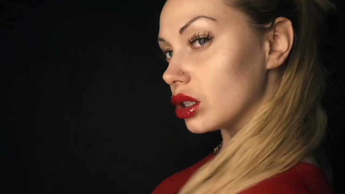 Model - Goddess Misha Goldy vore