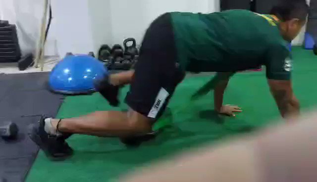 online!
@StripchatMen

@_bongacams

@chaturbate

@ChaturbateOnAir

@theCAMBOYS

https://t.co/XIZ2ail12m