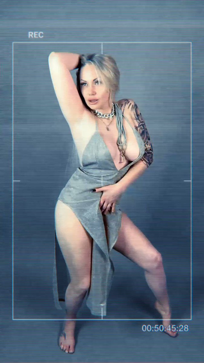 Model - Goddess Misha Goldy sph