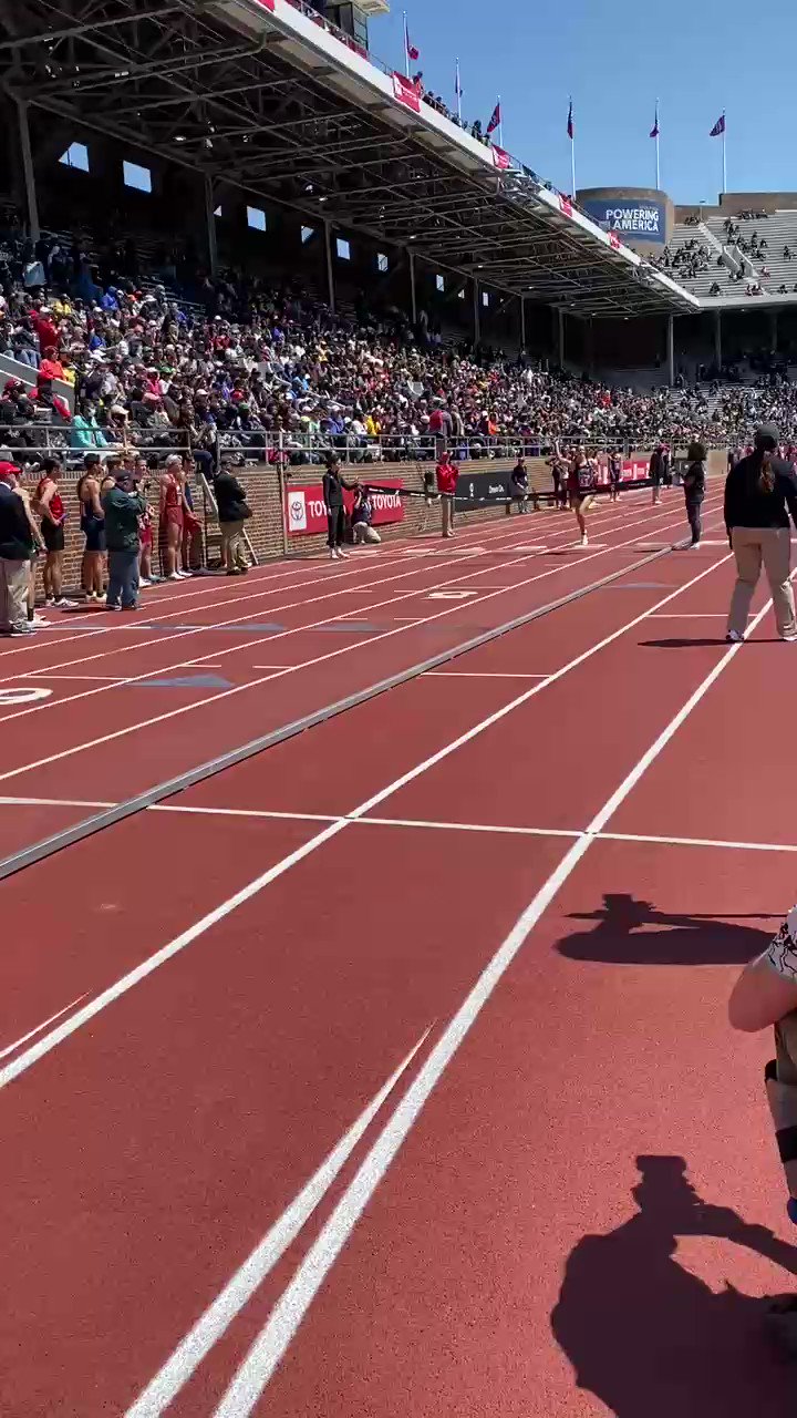 FloTrack on Twitter "First Penn Relays wheel for BYUTFXC! https//t