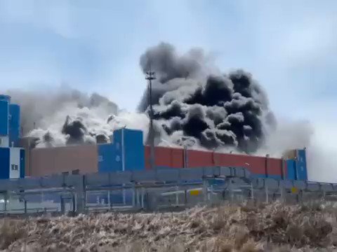 RT @visegrad24: Oh no! The GRES-2 power plant in Sakhalin, Russia is on fire.

Long live Ukraine.

https://t.co/CYx7m06uCk