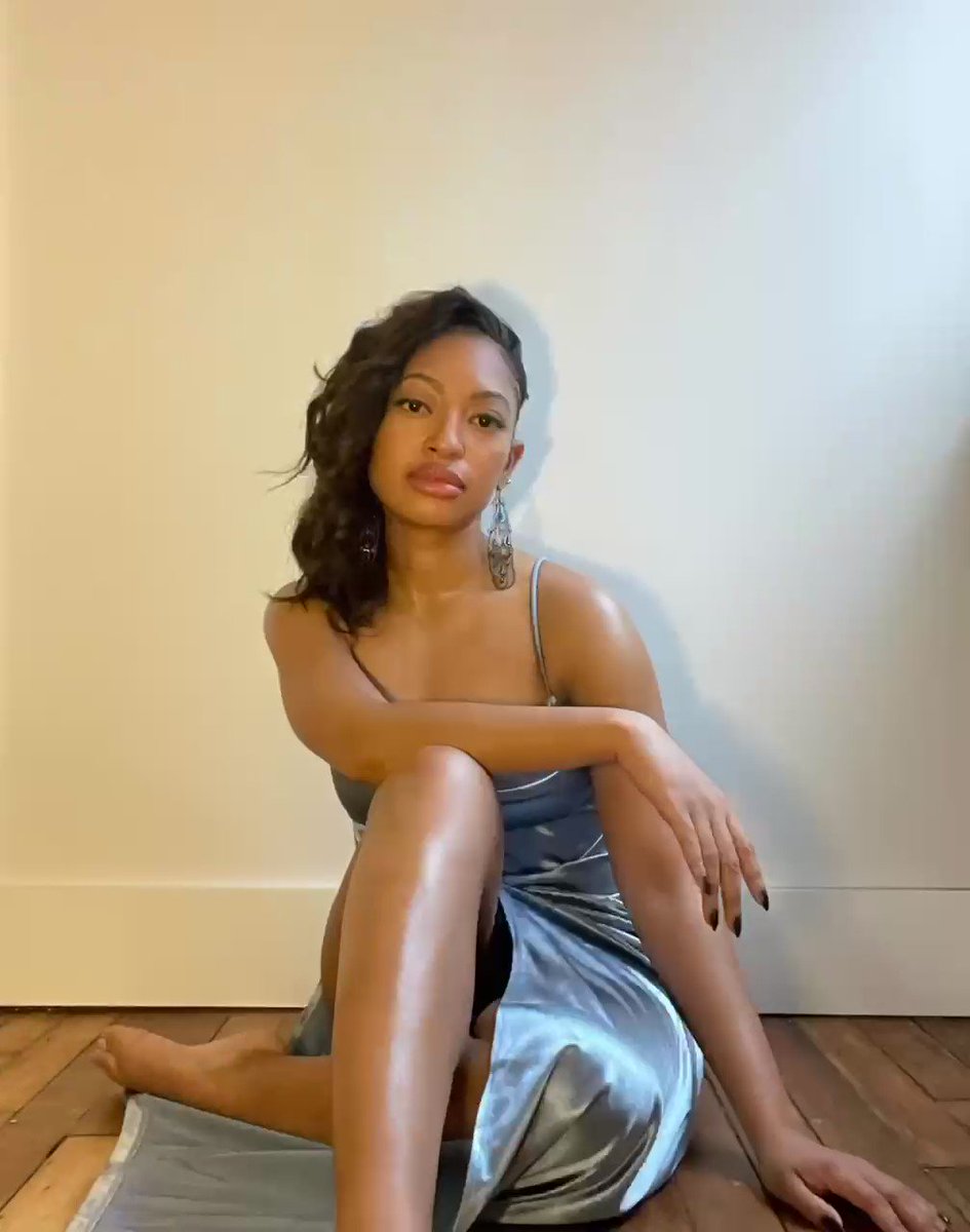 @AleishaLaNaes video Tweet