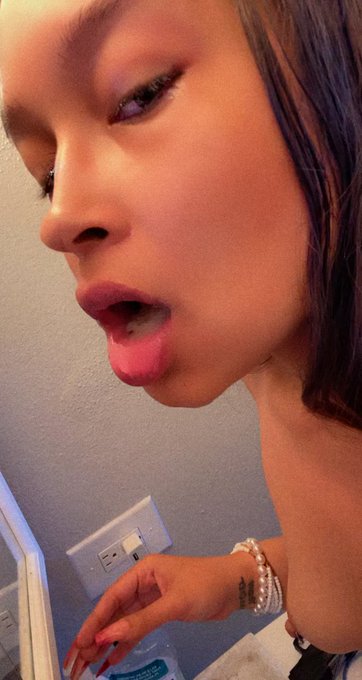 His favorite daycare 😏 https://t.co/SEHFPxj4fV<a href="/tag/grownasskids"class="tags"><span>#grownasskids</span></a>