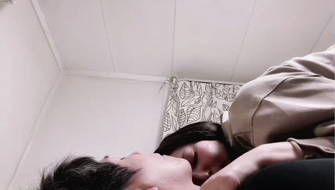 おさんぽ牛乳Pornhuber’s pics and videos