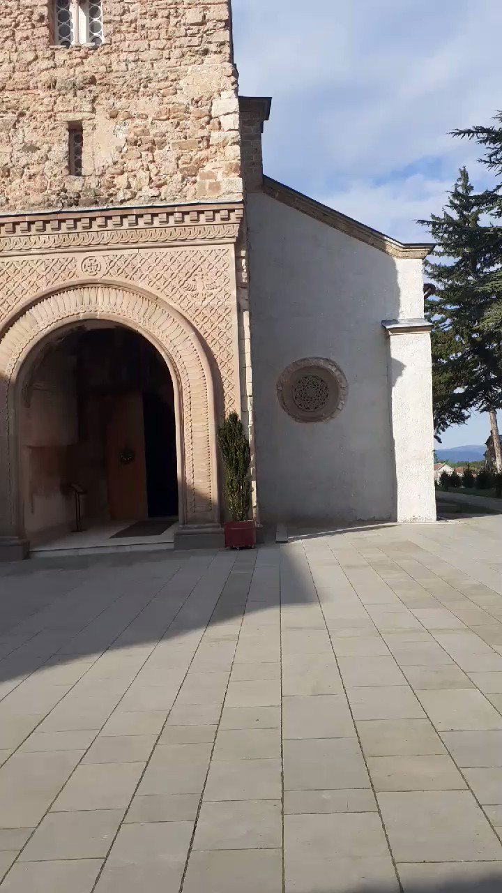 Milorad (Milorad35927974) / Twitter