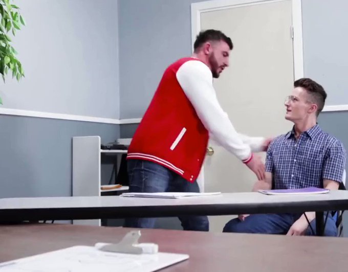 always thinking he's so smart ??

Full Video: https://t.co/1eS9Q2b6eW @SayUncleNetwork https://t.co/