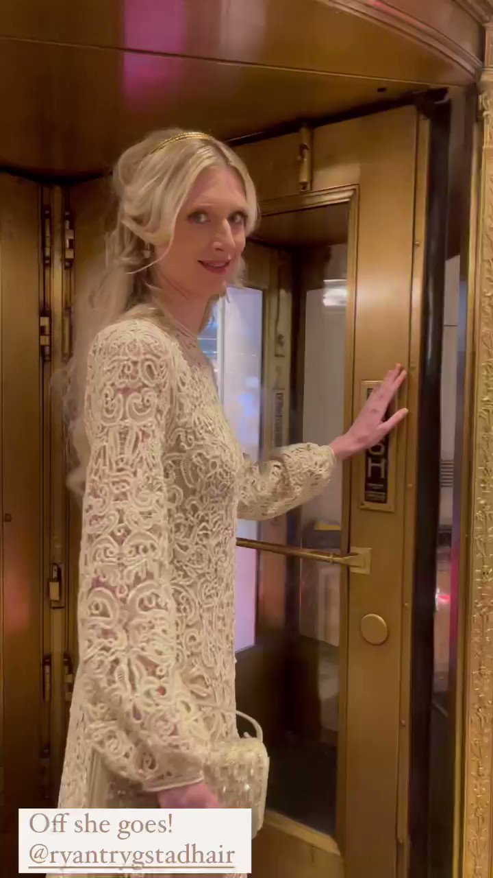 Elizabeth Debicki Source on Twitter: "Elizabeth Debicki leaving hotel