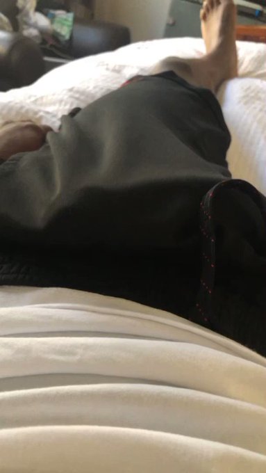 Look Who Woke Up Before Me Today 🌞😅 https://t.co/9pIH9xgOKl<a href="/tag/happymothersday"class="tags"><span>#happymothersday</span></a><a href="/tag/contentcreators"class="tags"><span>#contentcreators</span></a><a href="/tag/sellingcontent"class="tags"><span>#sellingcontent</span></a>