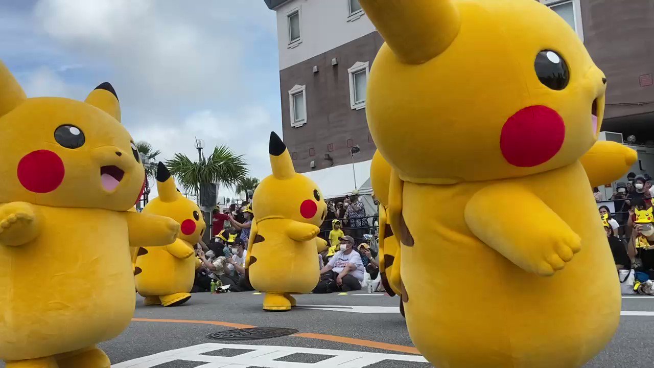 ヒノッチ ピカチュウパレードin 沖縄北谷 最高 ピカチュウ大量発生チュウ また逢えたね そらとぶピカチュウプロジェクト T Co 6fxap1o4xf Twitter