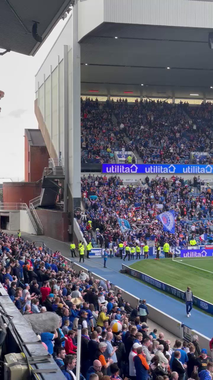 Rangers Football Club on Twitter "😁 https//t.co/qBhkRoThPE" / Twitter