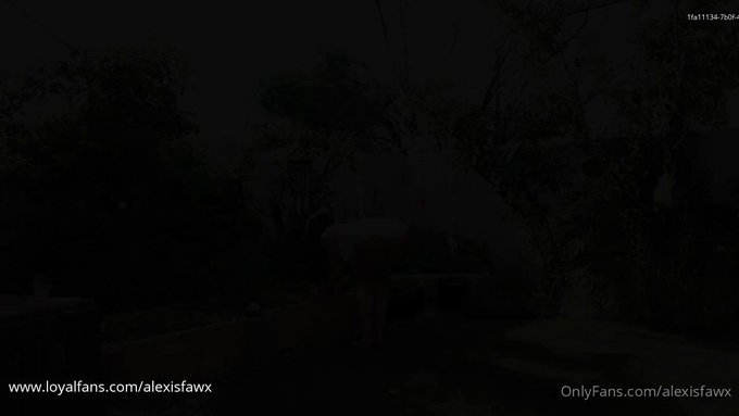 I just sold a video on #realloyalfans. Take a look here: https://t.co/mHrqs2VBWb https://t.co/QIbdxy