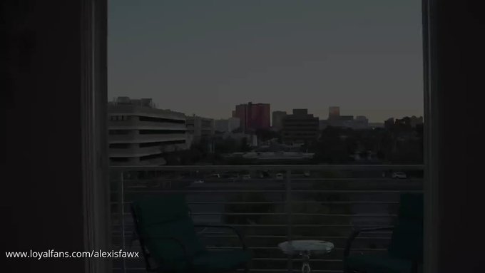 I just sold a video on #realloyalfans. Take a look here: https://t.co/0nTHM3iGJ2 https://t.co/zq2It6
