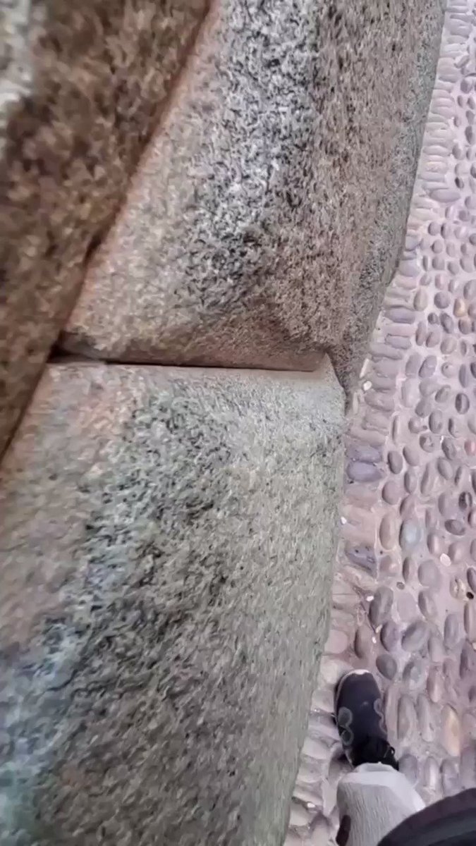 RT @derek_olson_: An incredible megalithic mortarless wall located downtown Cusco, Peru 
@ wallace_spirit https://t.co/T2UUCS4IgW