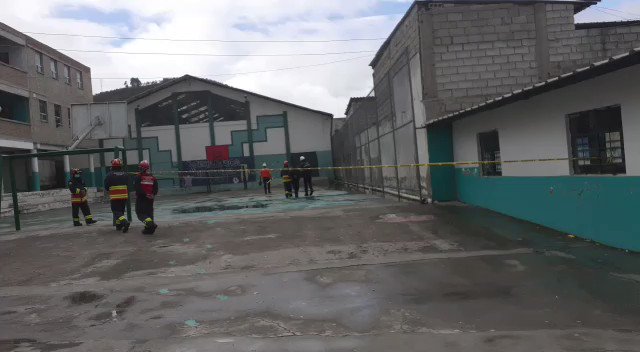 Un estudiante murió electrocutado en el interior de su colegio ubicado en Quito - El Comercio