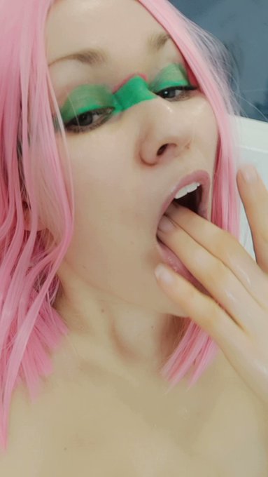 My lips want to taste your cum!💦😋  @CamAngelsLive__ @contrarymantoo  @pleasure_art @SmaisumZ1 @Hottest_BabesRT<a class="tags" href="/tag/camangelslive__">@camangelslive__</a>