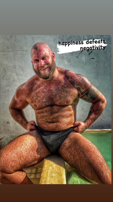 (Retweet if you agree) Your best defence in this world against negative people is a smile ?

#gaybearsofinstagram