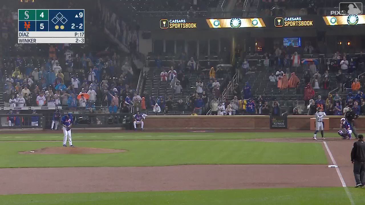 Pickswise on Twitter "Edwin Diaz throws the HEAT to end the game vs