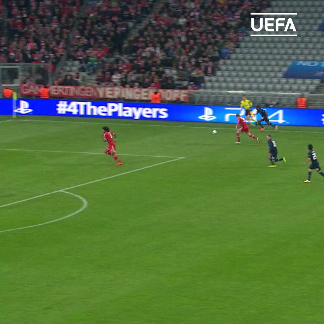 Happy birthday to Patrice Evra! Any excuse to watch this one again   