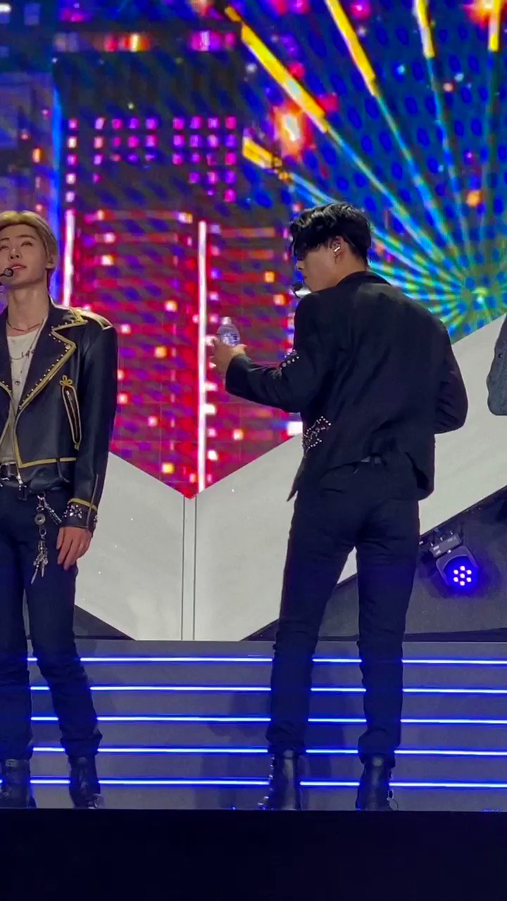 marie on Twitter: "why did nobody tell me how tall niki is? #enhypen #