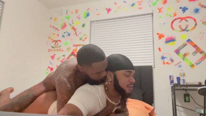 Take this dick.. u don’t need breath feat @NikoLoveTM  https://t.co/kAvlPbAhJ1
https://t.co/rVIZwcGbiu
https://t