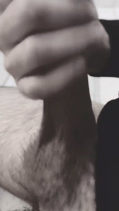Rt and comment if you wanna suck it ???
Rt e commenta se vorresti succhiarlo ???
.
#gayporn #cock #cum