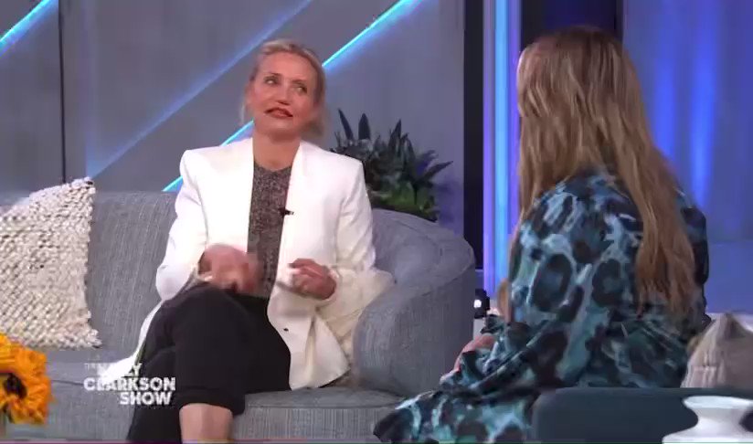 so brave of cameron diaz to reveal the inner monologue of my daily 3pm energy crash on TV https://t.co/fbrkqgDJLm