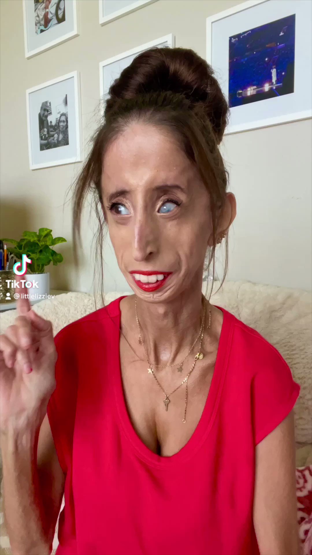 Lizzie Velasquez on Twitter: "I feel so weird sharing this 🤗 https://t