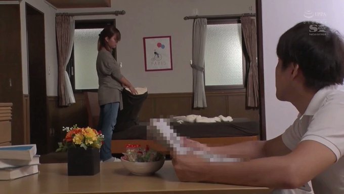 妻の妹は家の中に潜み妻にバレるかスレスレで何回もボクのチ○ポでハメ狂う性欲モンスターなんです(*´艸｀*) https://t.co/DLyDFMpVUg