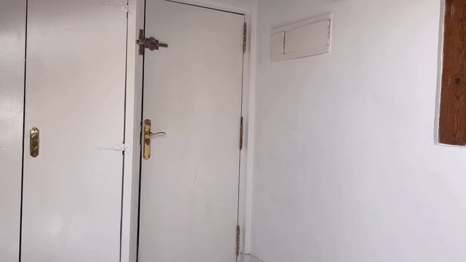 Me tocó llevarle un pedido @Louis_Ricaute y la propina que me dio fue muy rica ???? 

https://t.co/fZeSR6CYWV