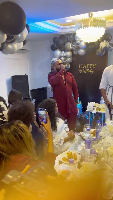 Hazel Oyeze Onou (@itswhitemoney) on Twitter photo 2022-05-22 08:59:49 About last night!!!! Na We-We🎶🎶
Birthday boy: @theemmanuelumoh
In the cut: @theniyilawal @SagaDeolu @crossdabossike @yerinsabraham @MrKayVee
Outfit: @makky_sure_designer
#Nawewe
#Otamiemie About last night!!!! Na We-We🎶🎶
Birthday boy: @theemmanuelumoh
In the cut: @theniyilawal @SagaDeolu @crossdabossike @yerinsabraham @MrKayVee
Outfit: @makky_sure_designer
#Nawewe
#Otamiemie