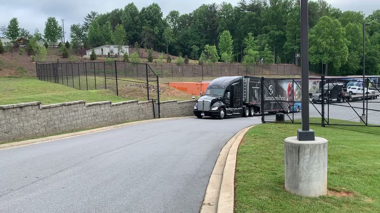 Franklin Graham on Twitter "This morning, one of our SamaritansPurse