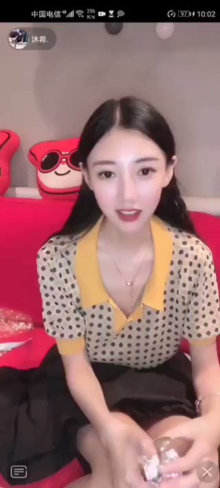 Video oleh @AprilSakurako