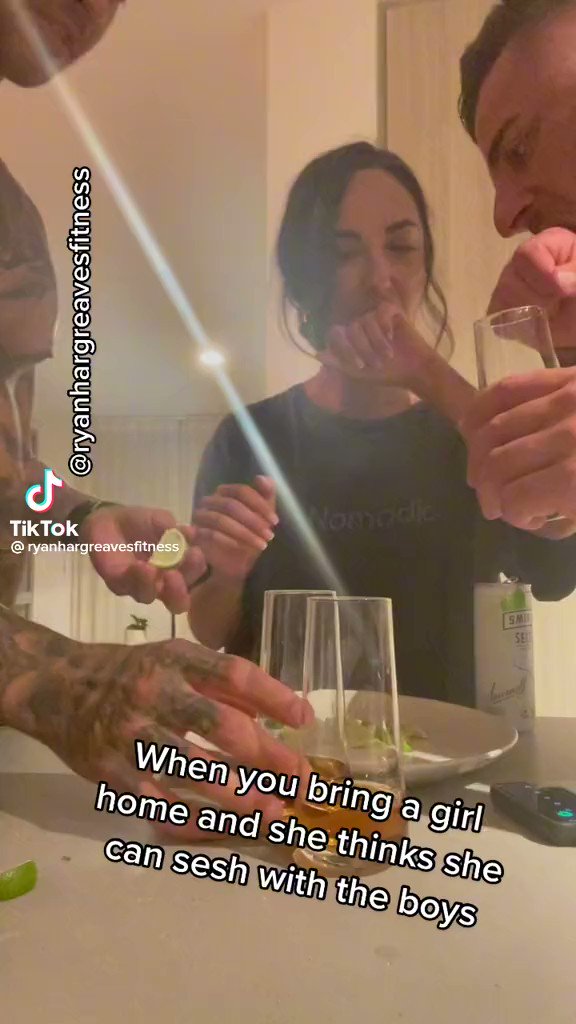 Video oleh @idol_maimai