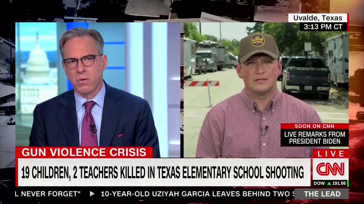 Texas Gunman Was In The Classroom For Half An Hour Before Law Enforcement Stormed In. Why? HOC7Xa9R6vuZnU8-