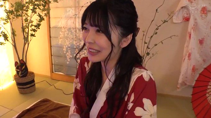 くっそ可愛い浴衣美人さんにマッサージされていたら、ムラムラしてきてしまいスカートの中から生挿入しちゃうルール違反なお客様とそれが気持ち良いリフレ嬢です。 https://t.co/UhtXKjSly6