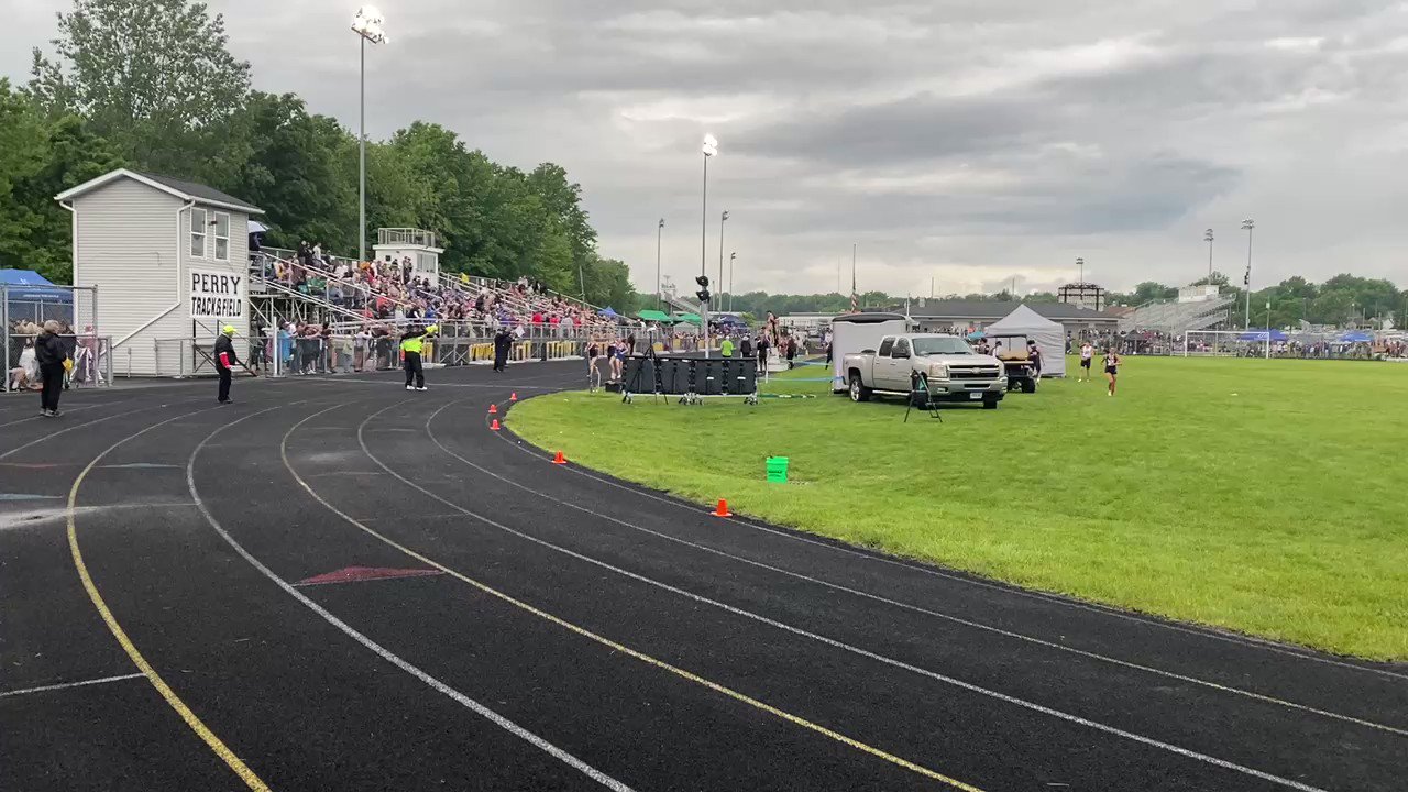 christian-lisle-milesplit-ohio-on-twitter-girls-3200m-run-now-in