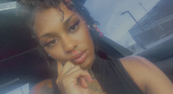 AND IM BACK BITCHES ✅🥰 https://t.co/6kJJm7miZ0<a href="/tag/newprofilepic"class="tags"><span>#newprofilepic</span></a>