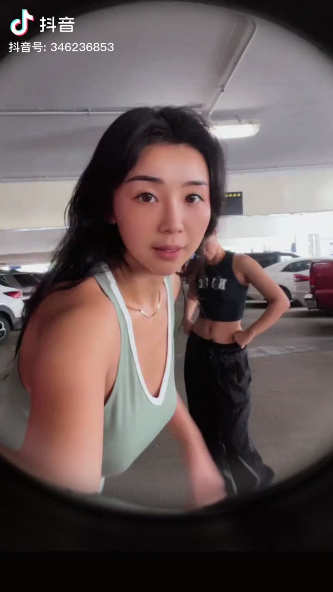性感体育女主播 张曼源 极品巨乳肥臀女神 越来越放的开了 最新抖音公开作品 大奶凸的好明显
