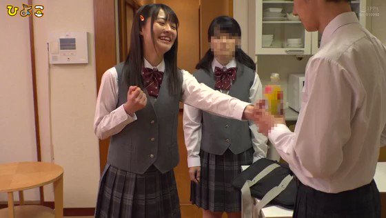 とってもとっても大好きよ！
「男の人が私の体液飲んでくれると濡れちゃうんです…」 体液飲まれたがりのけなげな痴女子校生と体液飲まされいちゃいちゃSEX https://t.co/KVVOLktlSQ