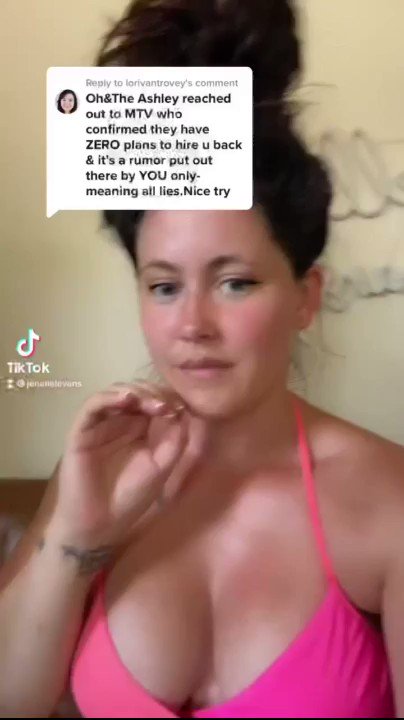 #TeenMom Jenelle Evans Suggests Inviting Her Back to ‘Teen Mom’ Would ‘Save’ the Show
Rumors Circulate about Evans Re-Joining ‘Teen Mom’
https://t.co/83625Wm5pz https://t.co/iutcwrAbPD