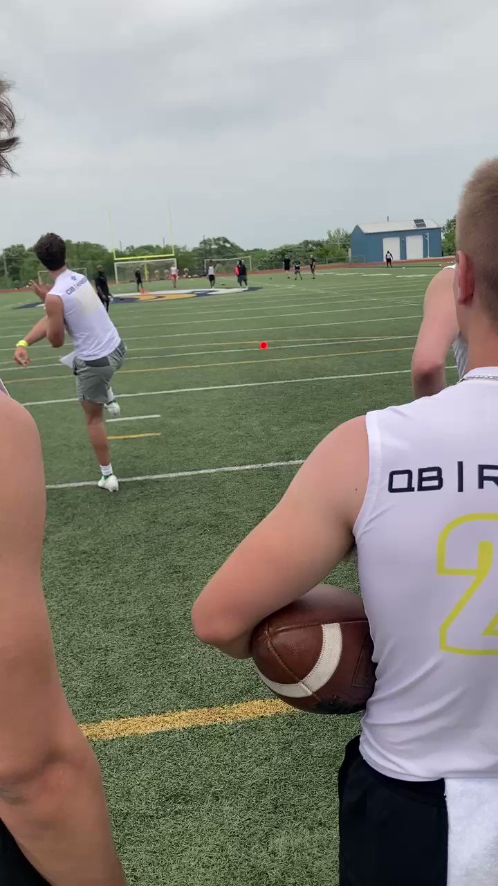 WOWKC on Twitter "Columbia Rock Bridge 2024 QB won the Deep Ball Competition. His longest throw