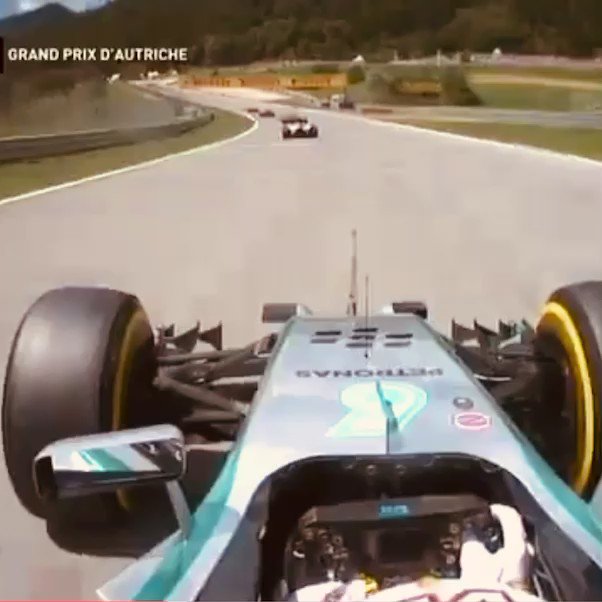 RT @OvertakeCentral: Overtake #68:
Lewis Hamilton on Felipe Massa (2014 Austrian Grand Prix) https://t.co/nTpXndY57R