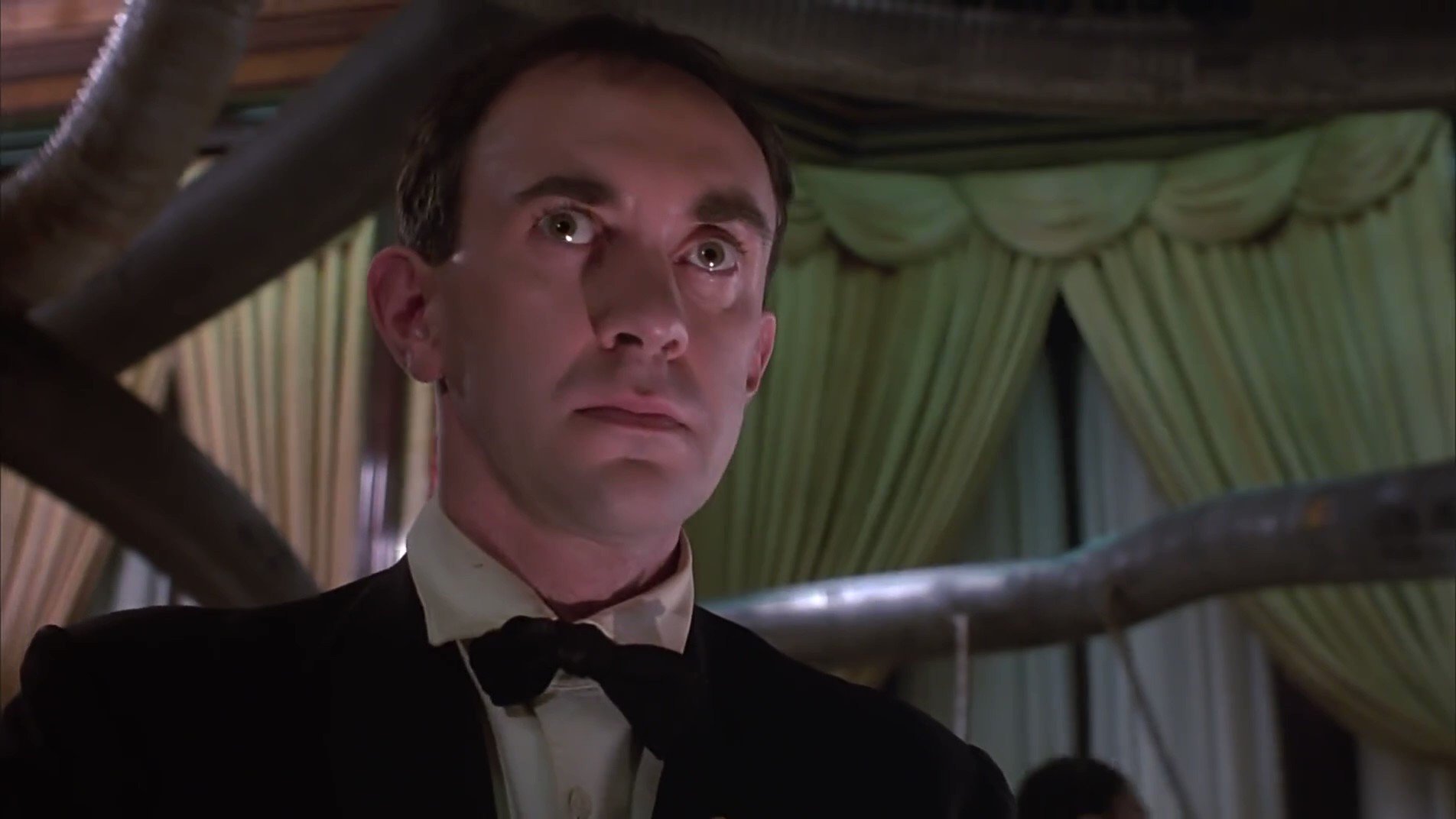 \"I\m not a star, I\m an actor - there\s a difference!\"
Happy 75th birthday Jonathan Pryce ~ Brazil (1985) 